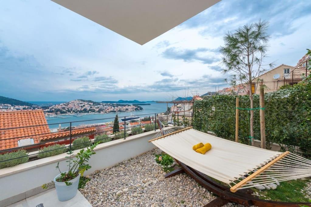 Walking Distance Old Town 120M2,Garden,View,Garage Apartment Dubrovnik Ngoại thất bức ảnh