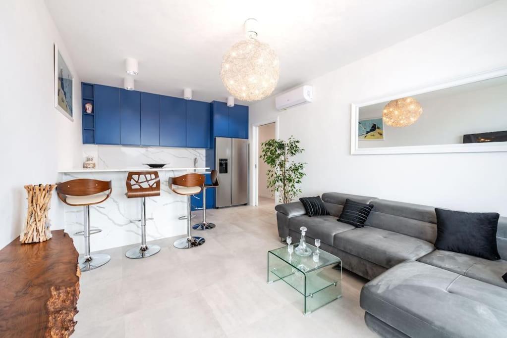Walking Distance Old Town 120M2,Garden,View,Garage Apartment Dubrovnik Ngoại thất bức ảnh
