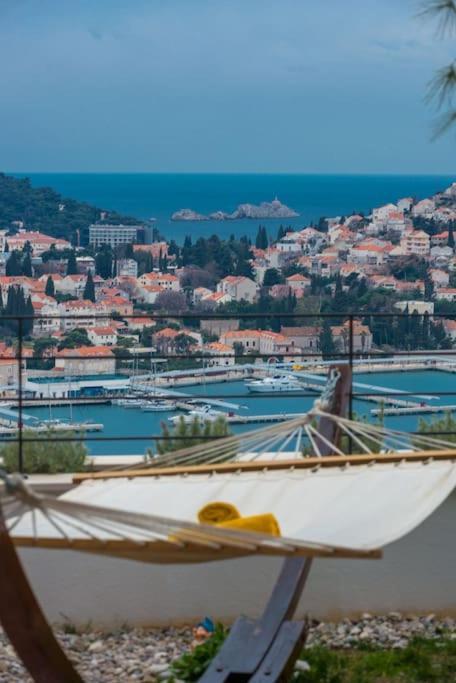 Walking Distance Old Town 120M2,Garden,View,Garage Apartment Dubrovnik Ngoại thất bức ảnh